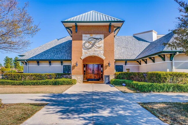 Building Photo - 7414 Birmingham Forest Dr
