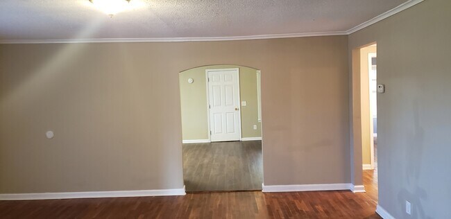 Building Photo - 3267 US Hwy 27