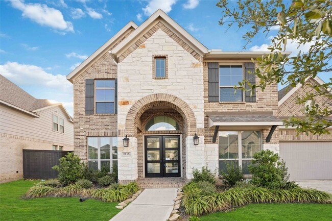 Building Photo - 2215 Falling Fig Ln