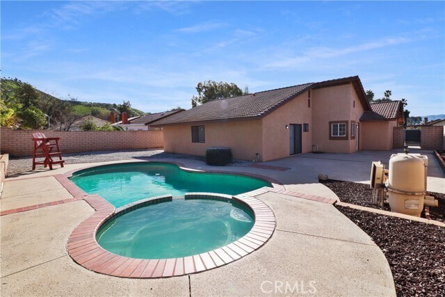 Building Photo - 3635 Courbette Dr