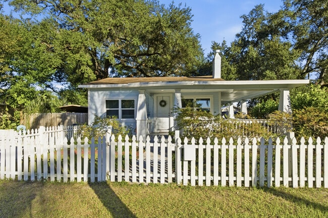 Building Photo - 3203 N Bailey St