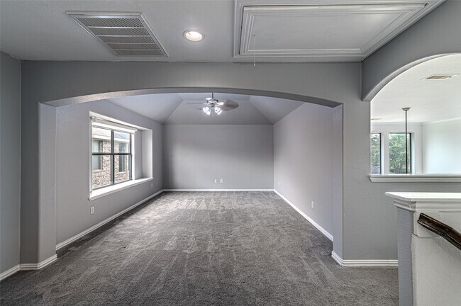 Building Photo - 6219 St Rosalia Dr