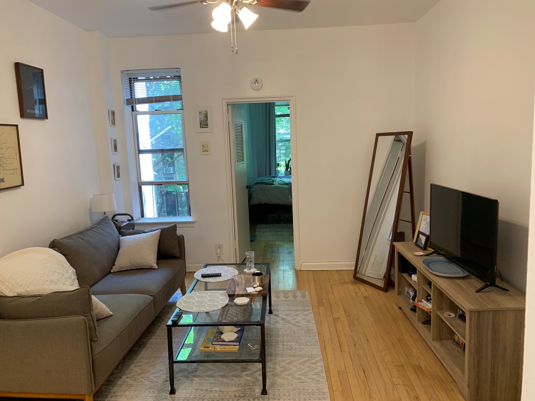 Living Room - 521 E 81st St