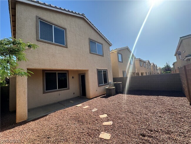 Building Photo - 9053 Wine Cellar Ave