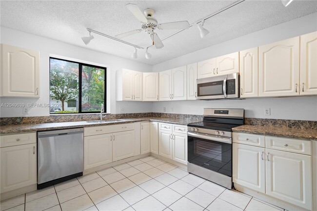 Building Photo - 21378 Marina Cove Cir