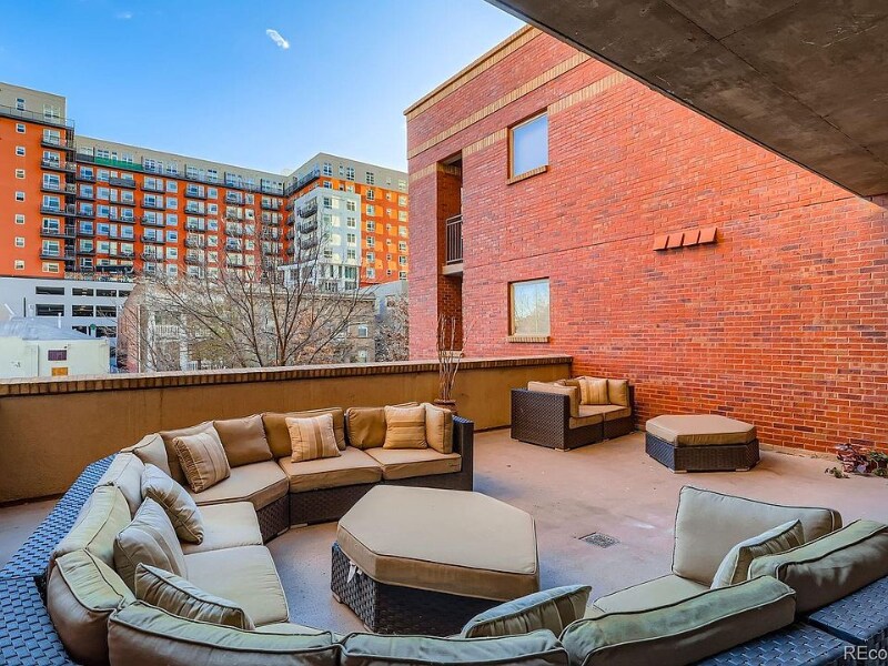 Building Photo - 1975 N Grant St