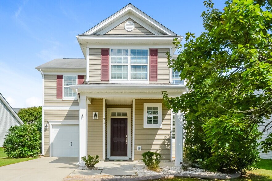 Primary Photo - 674 Averasboro Dr