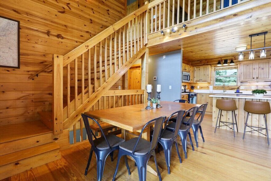 Building Photo - 757 Double Knob Rd