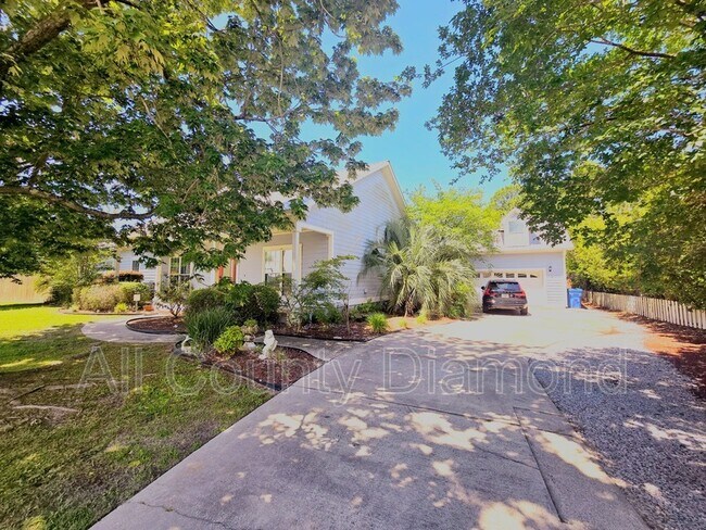 Building Photo - 12207 Lyndell Plantation Dr