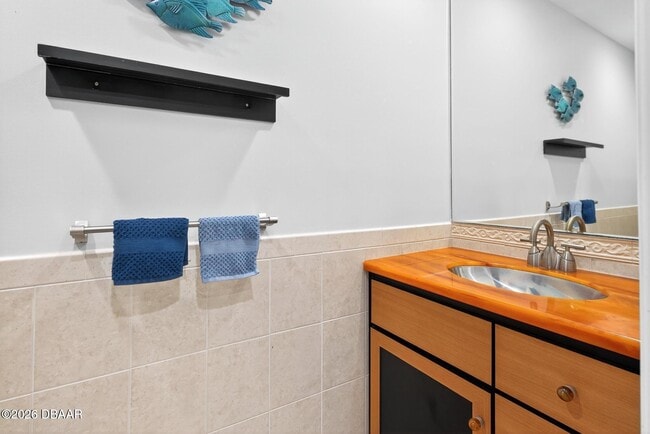 Building Photo - 16 Forest View Way