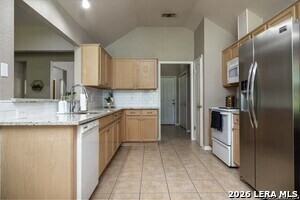 Building Photo - 1131 Flaming Oak Dr