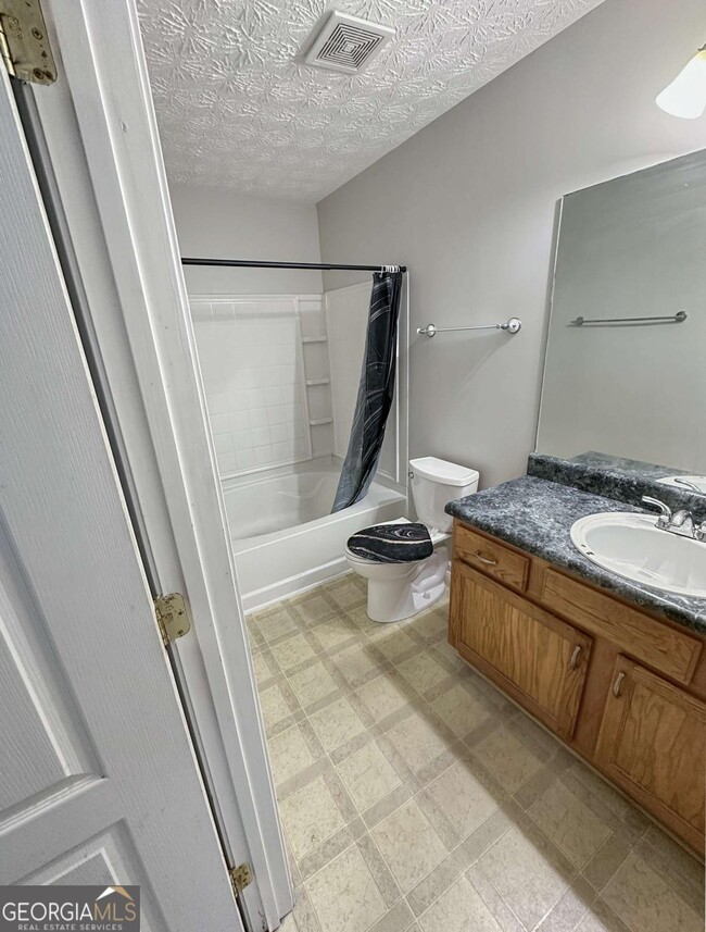 Building Photo - 639 Georgetown Ct