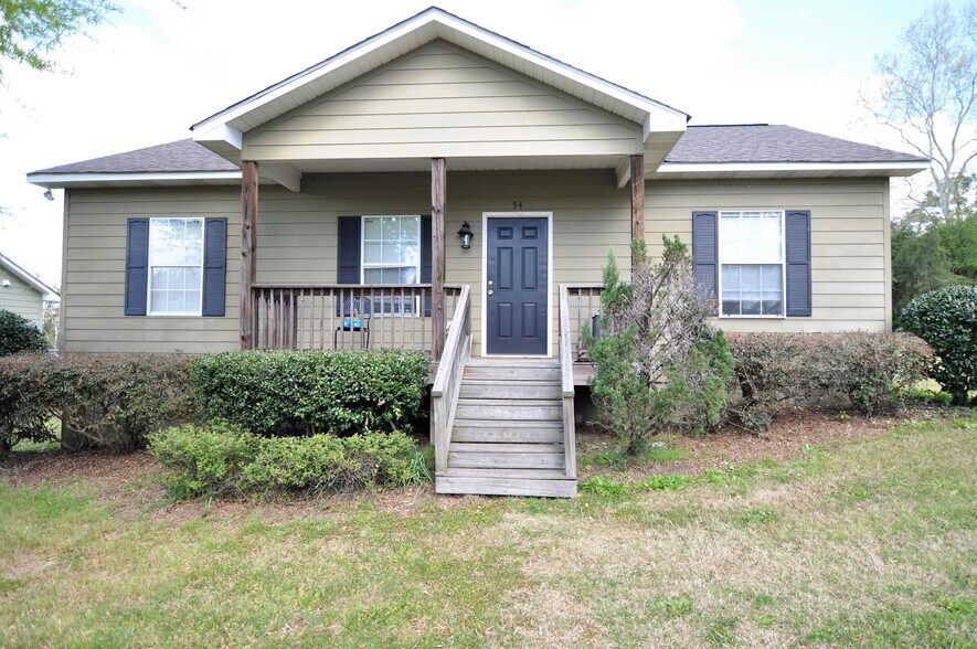 Primary Photo - 78 Lee Road 2149