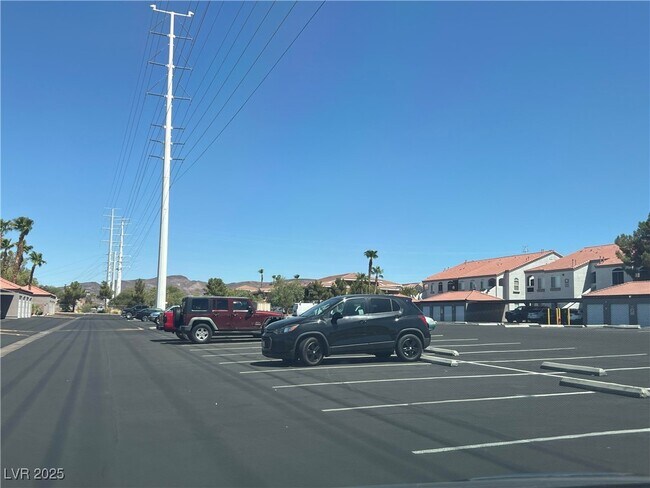 Building Photo - 700 Carnegie St