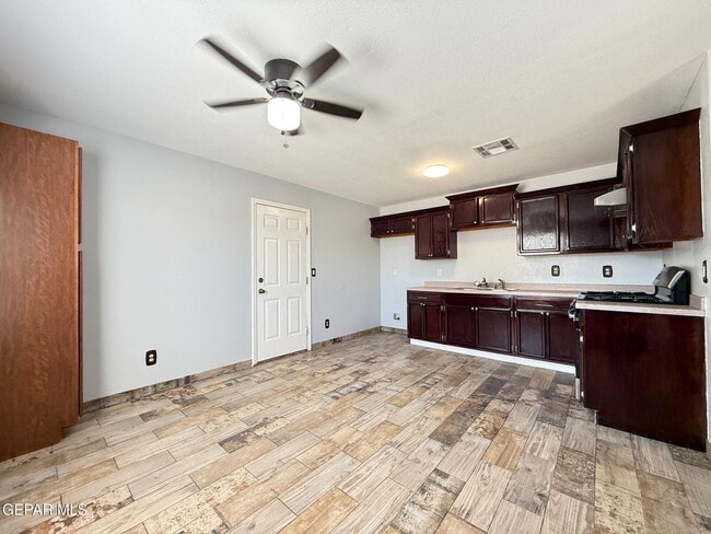 Building Photo - 12309 Tierra Inca Dr