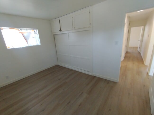 Building Photo - 21634 Linda Dr