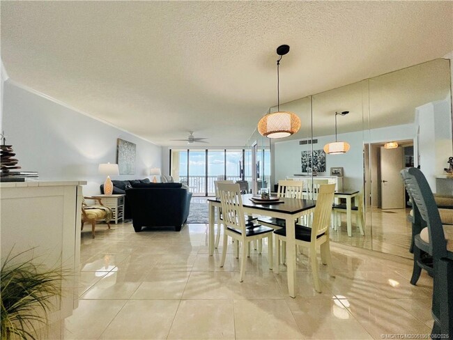 Building Photo - 9500 S Ocean Dr