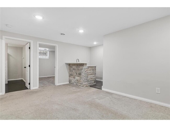 Building Photo - 5712 25th Ave S