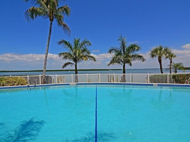 Building Photo - 615 Dream Island Pl