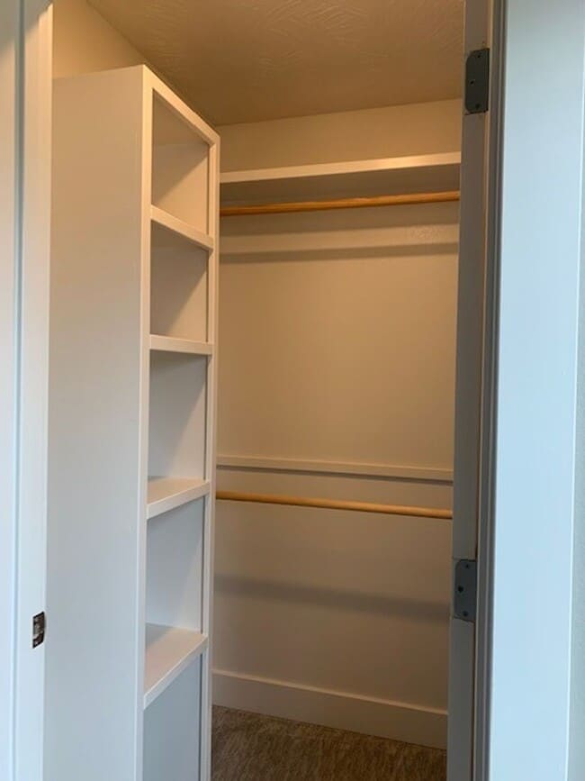 Building Photo - Beautiful Open Layout 3 Bedroom 2 Bath 3 Car Garage NIXA