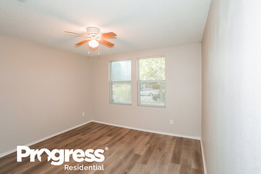 Building Photo - 3343 Lipizzan Dr