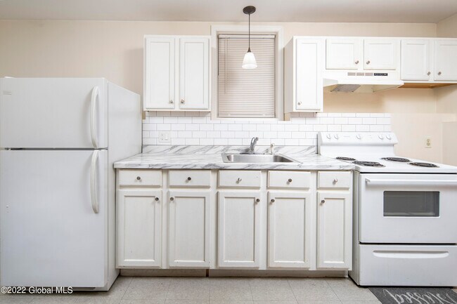 Building Photo - 1261 NY-7