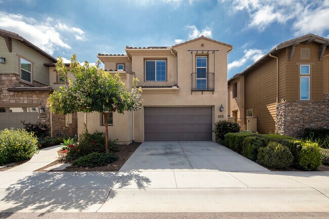 Building Photo - 3024 Estero Rd