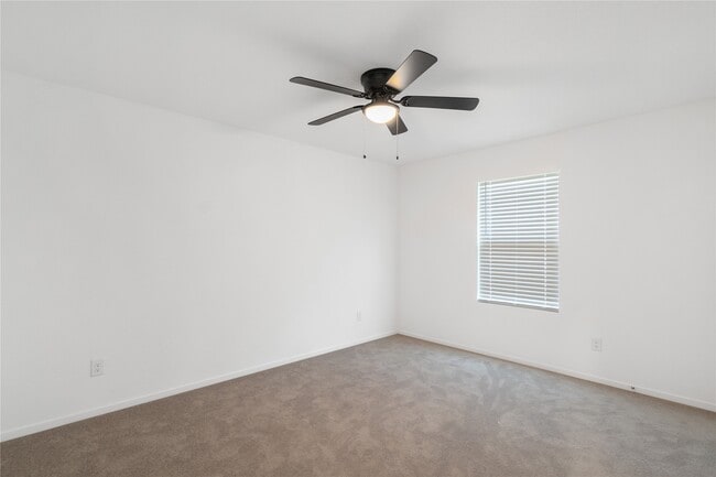 Building Photo - 5307 Sleepy Fox Ln