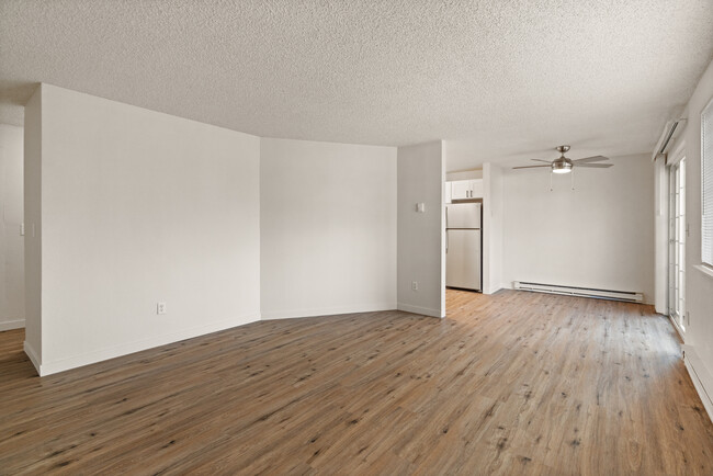 2x1 - 837 sq ft - Tacoma Gardens Apartments