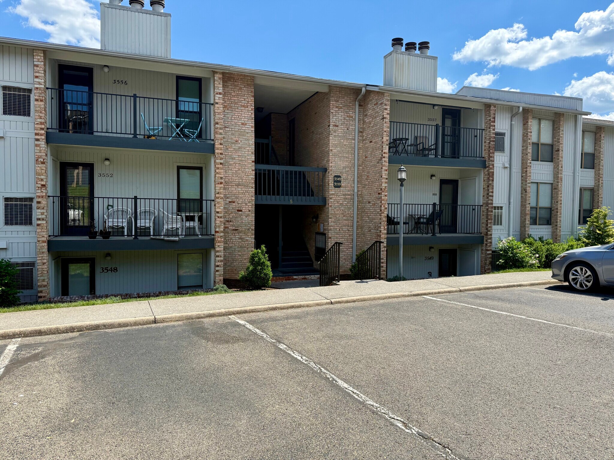 Building Photo - 3551 Timberline Trl