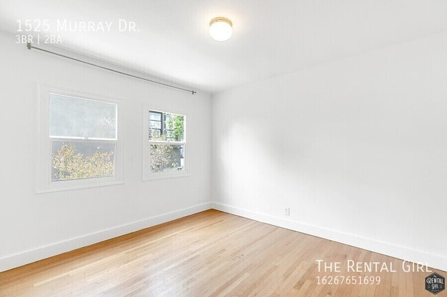 Building Photo - 1525 Murray Dr