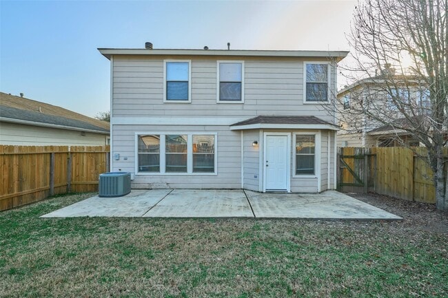 Building Photo - 3022 Swift Brook Glen Way