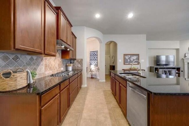 Building Photo - 452 Monahans Dr