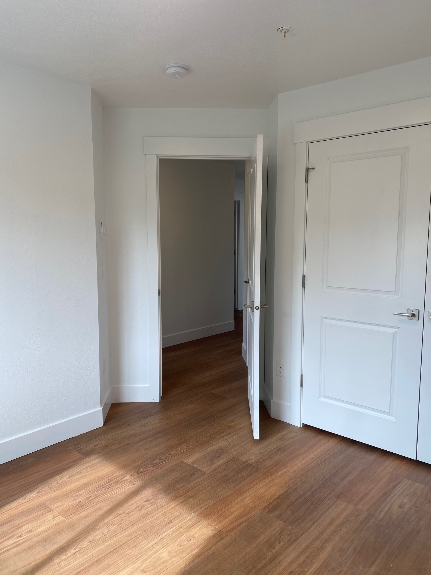 Building Photo - 640 Lincoln St