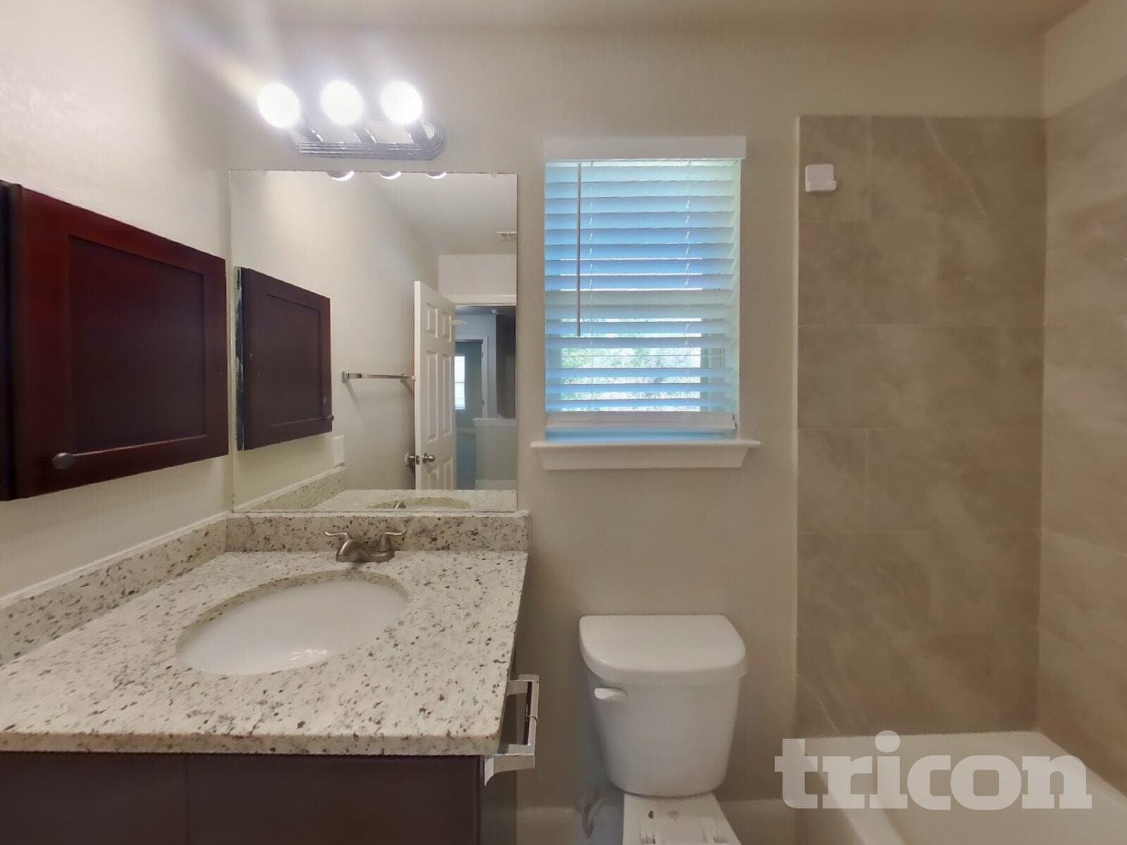 Building Photo - 4007 Anton Dr