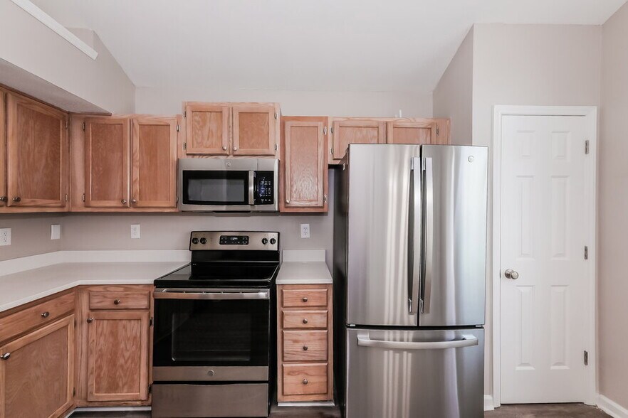 Building Photo - 4204 Compton Ct