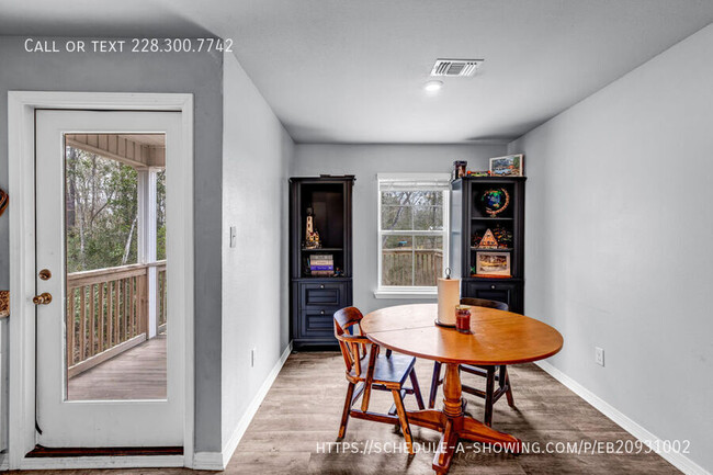 Building Photo - 18231 Mill Cove