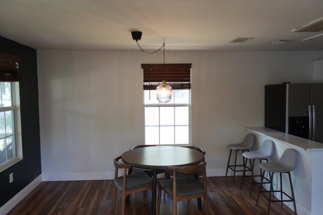 Building Photo - 4509 N 15th St