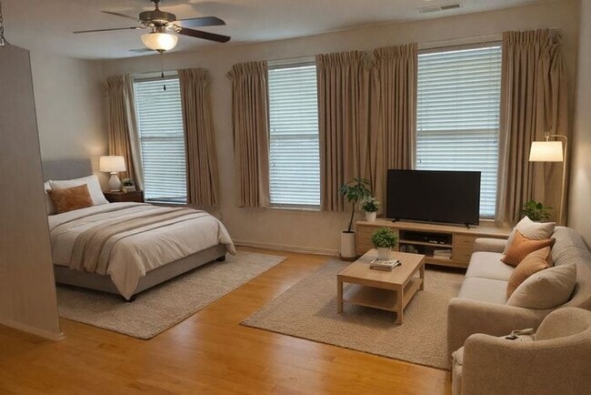 Building Photo - Studio w/ In-Unit Laundry near Tom Lee Park