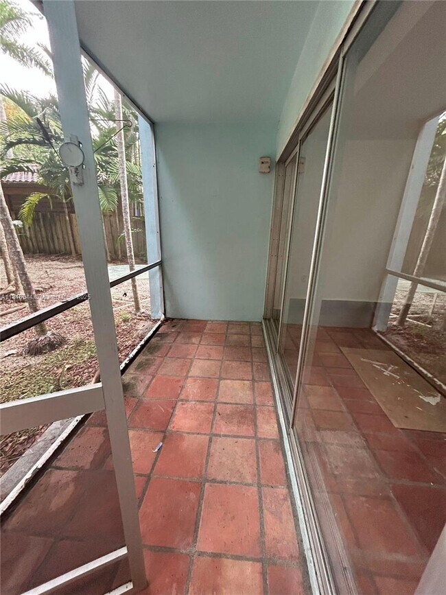 Building Photo - 3549 Loquat Ave