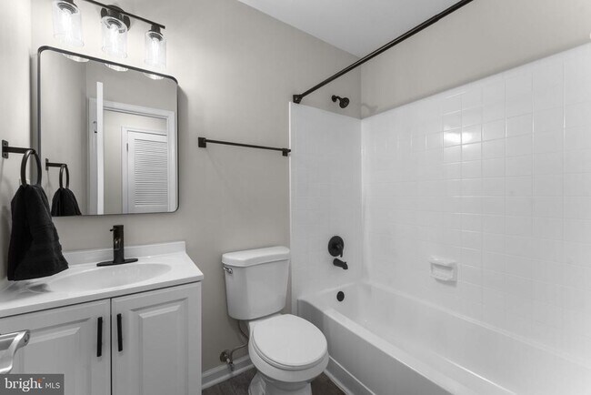 Building Photo - 3484 Legere Ct