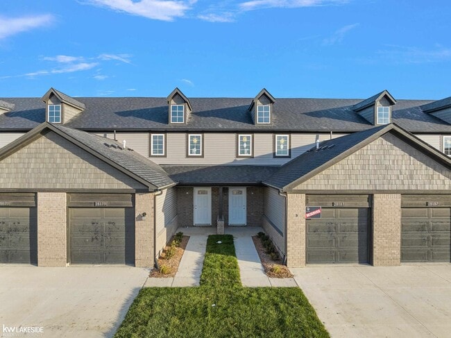 Building Photo - 51410 Tides Dr