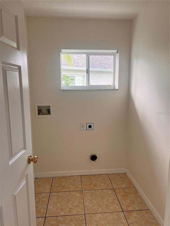 Building Photo - 6840 Aramon Ct
