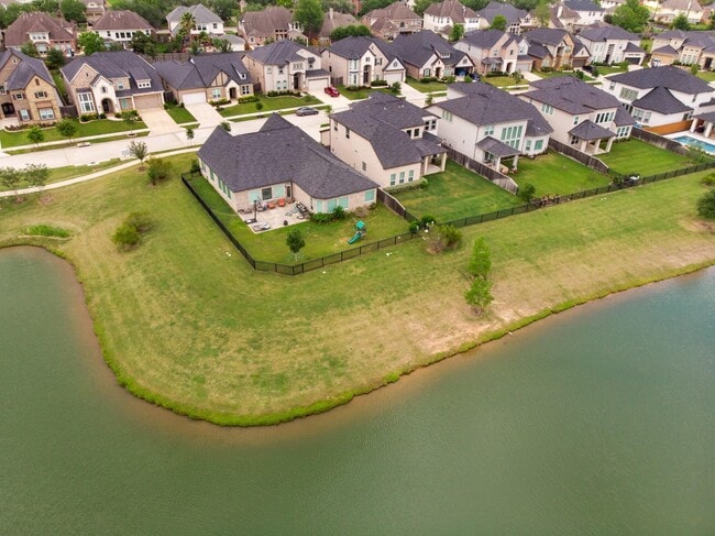 Building Photo - 4227 Carol Ridge Dr