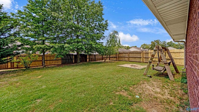 Building Photo - 113 E Crest Way