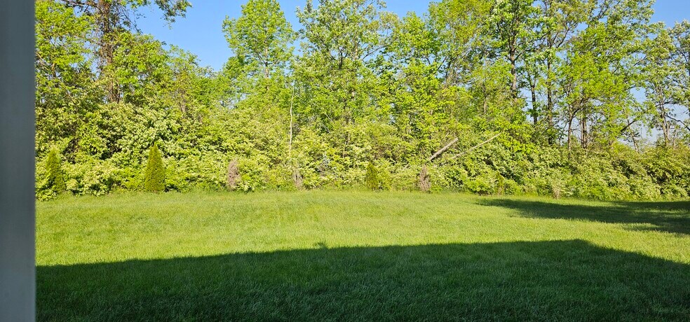 Building Photo - 6553 Clearview Lake Dr