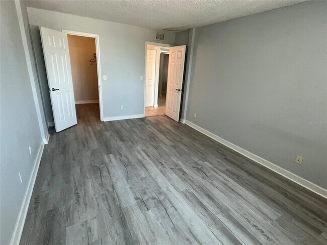 Building Photo - 2650 Coconut Bay Ln