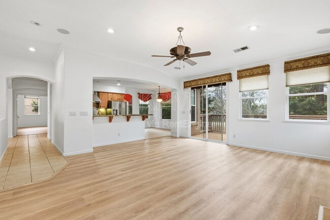 Building Photo - 5956 St Andrews Dr