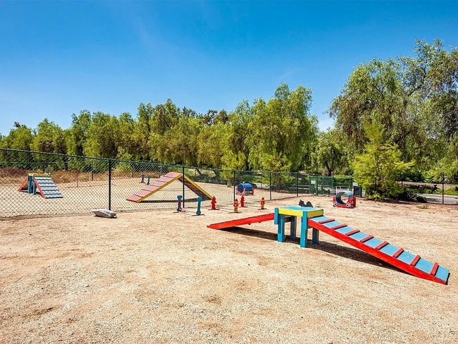 Building Photo - 21495 Lemay Dr