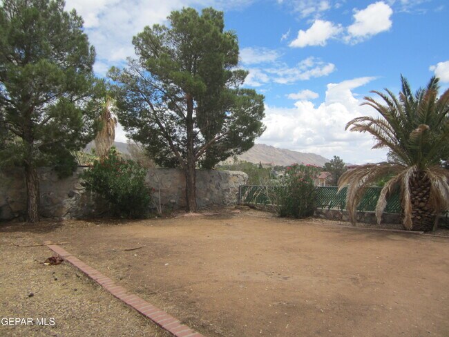 Building Photo - 6924 Imperial Ridge Dr
